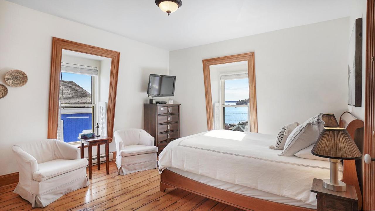 Sail Inn B&B Lunenburg Extérieur photo